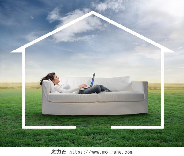 草原上立体线条房子里年轻女子躺在沙发上用笔记本电脑创意合成图